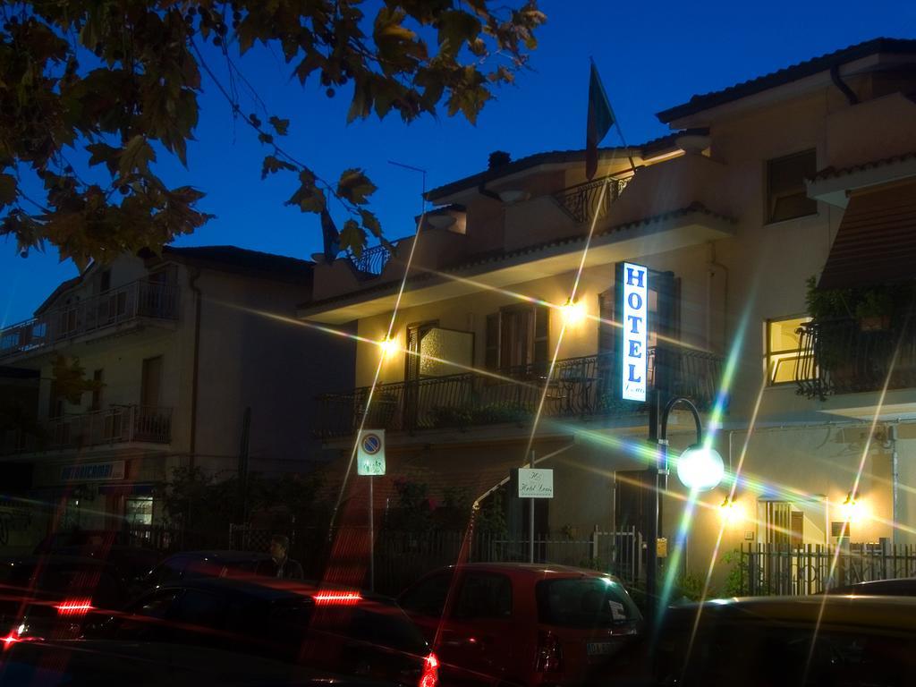 Hotel Louis I Ciampino Exterior photo